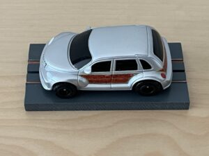 AFX Racing PT Cruiser "Woody Cruiser" silber mit Bulldog Chassis