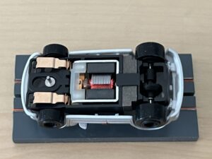 AFX Racing PT Cruiser "Woody Cruiser" silber mit Bulldog Chassis