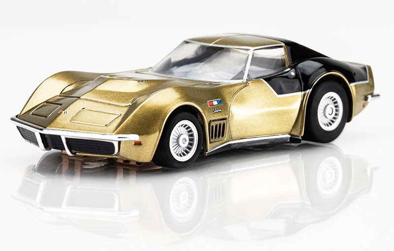 AFX Racing 22093 AstroVette 1969 LMP12 Gold LTD