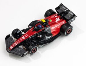 AFX Racing 22084 Alfa Romeo F1 #24 Guanyu