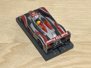 AFX Racing #70295 Audi R10 LMP #1 rot/silber