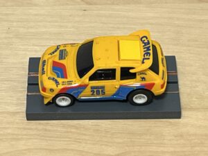 Tomy AFX Rallye Peugeot 205 gelb