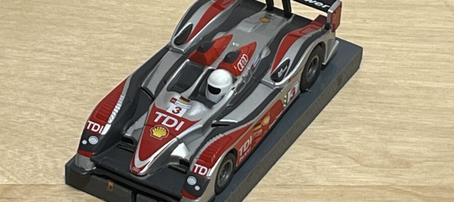 AFX Racing #70296 Audi R10 LMP #3 rot/silber
