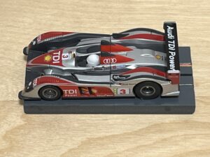 AFX Racing #70296 Audi R10 LMP #3 rot/silber