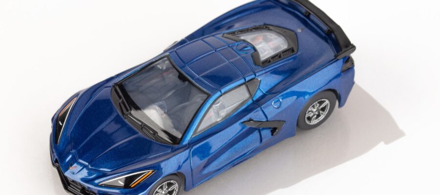 AFX Racing 22094 Corvette C8 Riptide Blue Metallic