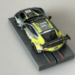 1:64 Diecast Aston Martin Vantage GT3 auf Bulldog Racing Chassis