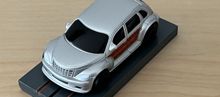 AFX Racing PT Cruiser "Woody Cruiser" silber mit Bulldog Chassis