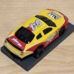 Auto World Super III Nascar #54 gelb/rot