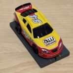 Auto World Super III Nascar #54 gelb/rot