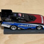 AW 4Gear R6 Funny Car ‚Quick Lane‘ Bob Tasca