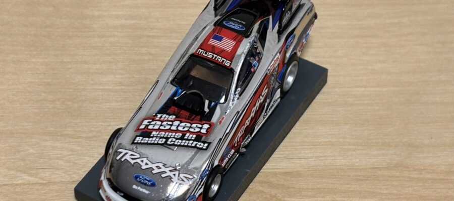AW 4Gear Funny Car „Traxxas“ Ashley Force