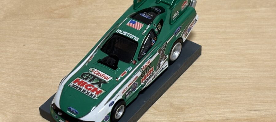AW 4Gear R6 Funny Car ‚Castrol‘ John Force