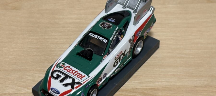 AW 4Gear R3 Funny Car ‚Castrol‘ Ashley Force Hood