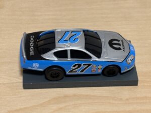 Auto World Super III Nascar #27 silber/blau