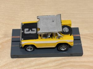 Faller/Aurora AFX Baja Bronco #3 gelb