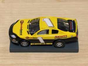 Auto World Super III Nascar #1 "Service Central" gelb