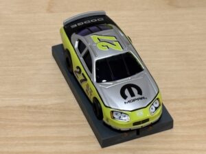 Auto World Super III Nascar #27 silber/lime