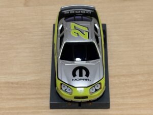 Auto World Super III Nascar #27 silber/lime