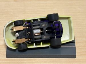 Auto World Super III Nascar #27 silber/lime