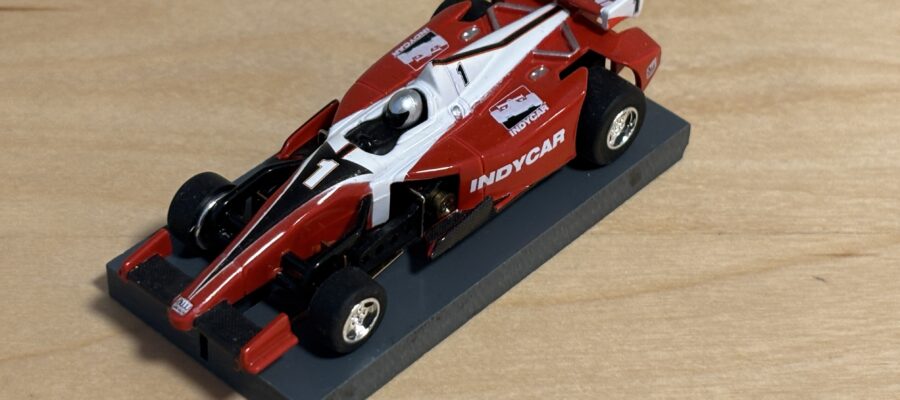 Auto World Super III Indycar #1 rot/weiss Set Car