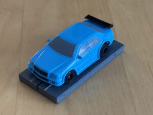 LifeLike/HCS DTM Mercedes blau mit BDR-Chassis