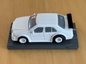 LifeLike/Harden Creek Mercedes DTM weiss mit BDR-Chassis