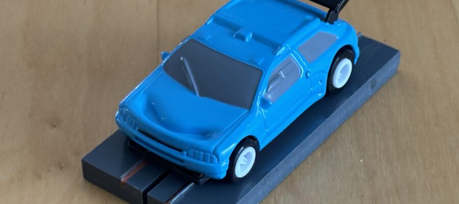 LifeLike/HCS Rallye Citroën blau mit BDR-Chassis