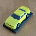 LifeLike/HCS Stock Car gelb mit BDR-Chassis
