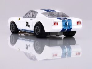 AFX Racing 1965 Shelby Mustang GT350R #98 Ken Miles