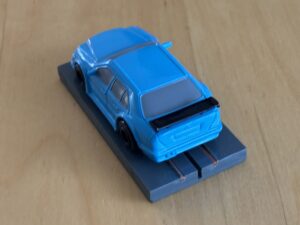 LifeLike/Harden Creek Mercedes DTM blau mit BDR-Chassis