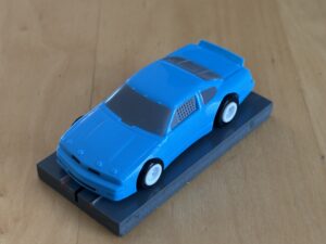 LifeLike/HCS Stock Car blau mit BDR-Chassis