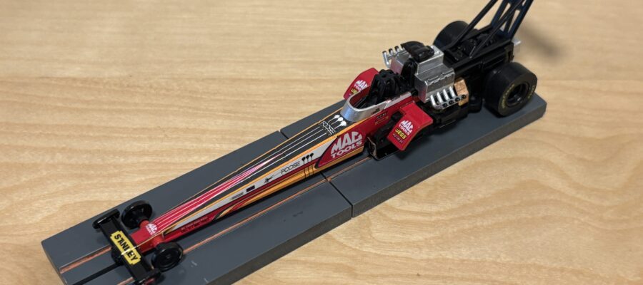 AW 4Gear Top Fuel Dragster "Mac Tools"
