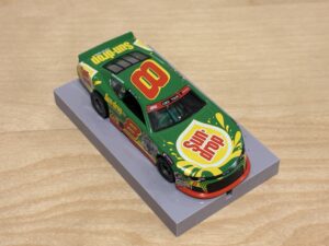 Lionel Racing 1:64 Dale jr. "Sun Drop " Late Model Diecast