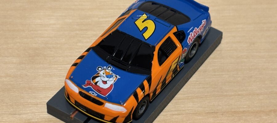 LifeLike Nascar #5 blau/orange "Kellogg's"