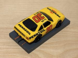 Tyco 440x2 Pontiac NASCAR #30 "Pennzoil"