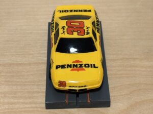 Tyco 440x2 Pontiac NASCAR #30 "Pennzoil"