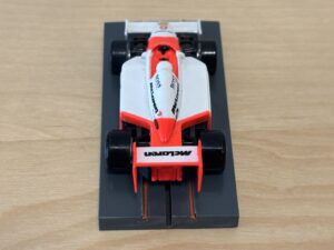 Tyco 440x2 McLaren F1 #8 weiss/rot