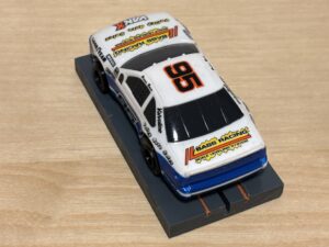 AFX Racing Stocker VanK mit Bulldog-Chassis