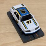 LifeLike/Rokar Stock Car weiss/blau #91 mit Licht