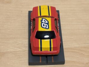 LifeLike/Rokar Stock Car rot/gelb #46 mit Licht