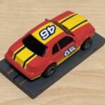 LifeLike/Rokar Stock Car rot/gelb #46 mit Licht