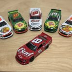 DieCast-Umbau: 1:64 Lionel Racing "Red Bud Eight" Late Model Stock Car von Dale Earnhardt Jr.