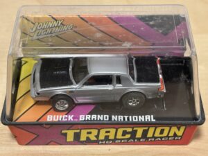 JL X-Traction Buick Grand National silver/black