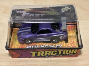 JL X-Traction Nissan Skyline R34 purple
