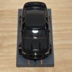 Auto World Dodge Challenger schwarz mit BDR Chassis