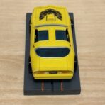 Auto World Pontiac Firebird gelb mit BDR Chassis