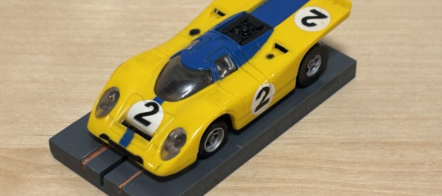 Faller/Aurora AFX Porsche 917K gelb/blau