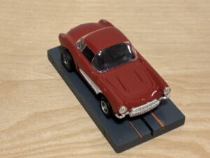 Auto World X-Traction 1957 Corvette rot