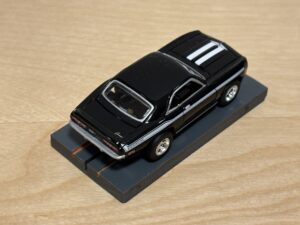 Johnny Lightning X-Traction Yenko Camaro schwarz