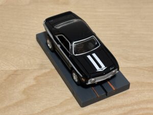 Johnny Lightning X-Traction Yenko Camaro schwarz